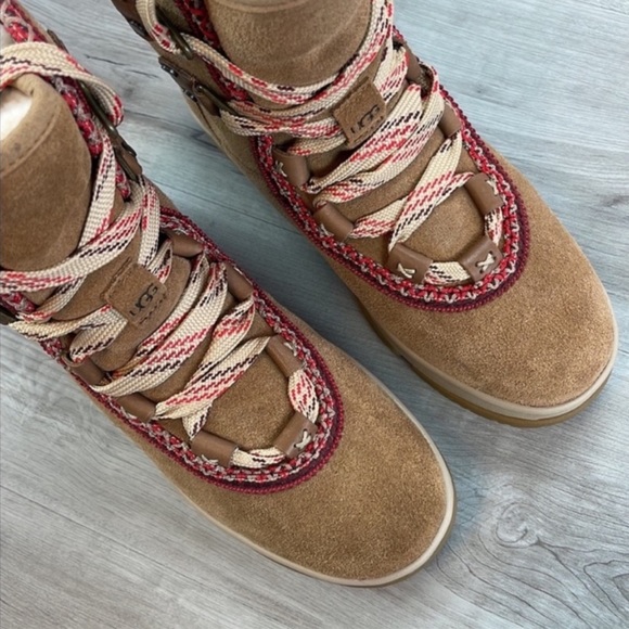 🌿UGG🌿 CLASSIC WEATHER HIKER HI BOOTS - Picture 5 of 16